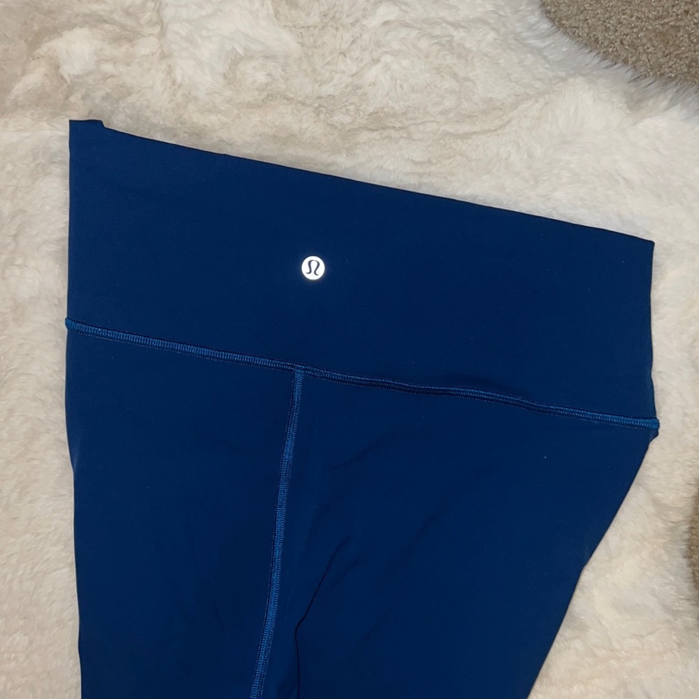 Blue Lululemon Wunder Under Leggings